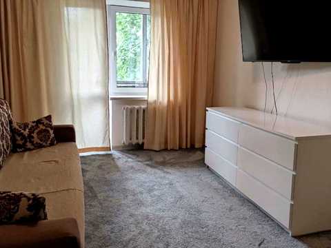 квартира за адресою Братиславська вул., 42