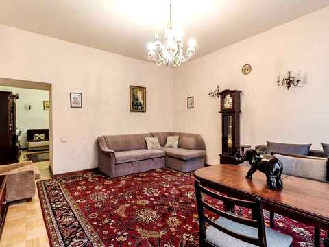 квартира за адресою Гетьмана Петра Дорошенка вул. (Жовтнева), 33