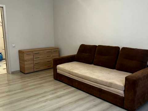 квартира за адресою Олени Пчілки вул., 8