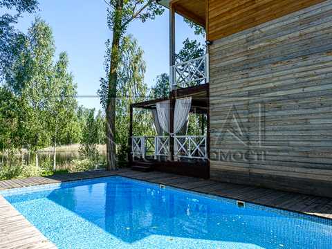 комерційна за адресою Жовтнева вул., 34