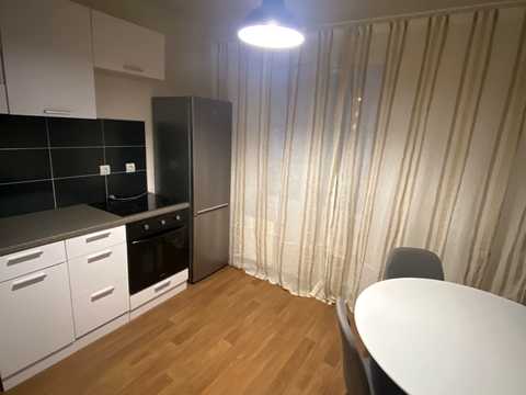 квартира по адресу Софии Русовой ул., 7