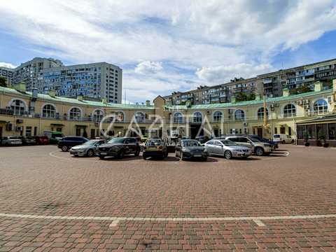 коммерческая по адресу Леси Украинки бульв., 28