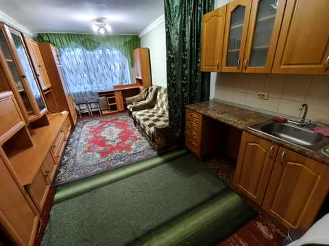 комната по адресу Охтирська, 44