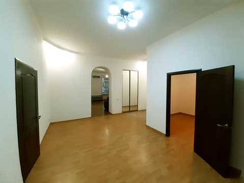 квартира за адресою Шота Руставелі вул., 34