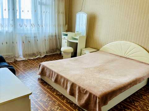 квартира по адресу Александра Мишуги ул., 1/4