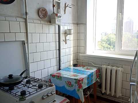 квартира за адресою Дмитра Яворницького просп. (Карла Маркса), 20