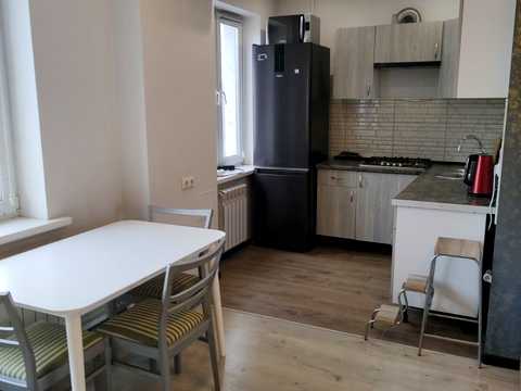 квартира за адресою Озерна вул., 12-А