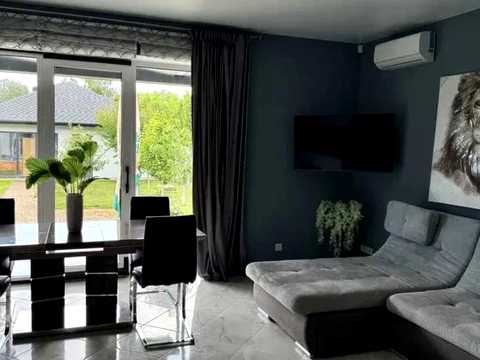дом по адресу Центральна