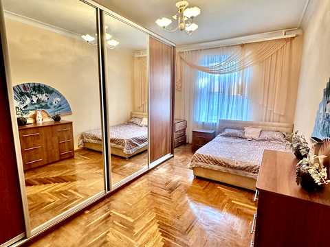 квартира по адресу Севастопольская ул., 13