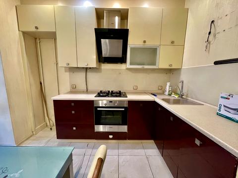 квартира за адресою Космонавтів вул., 62
