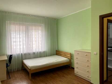 квартира за адресою Софії Русової вул., 7