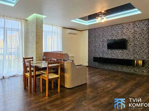 квартира за адресою Регенераторна вул., 4 к7