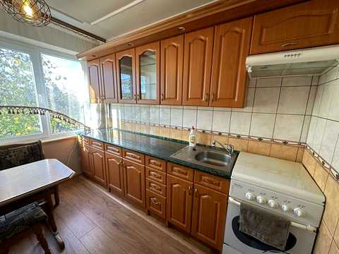 квартира за адресою Наукова вул., 52