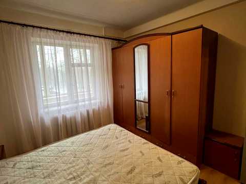 квартира за адресою Романа Ратушного вул. (Волгоградська), 33