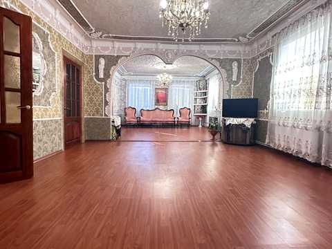 дом по адресу Комарова, 41