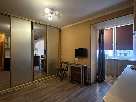 квартира за адресою Незалежності бульв. (50 років Жовтня), 16-Б