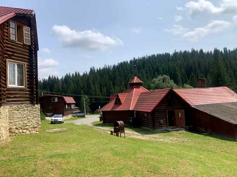 коммерческая по адресу Героїв Майдану, 1