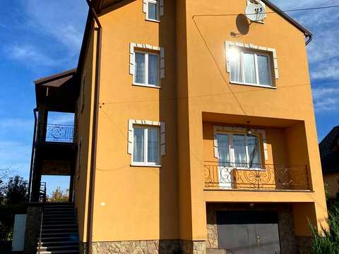 дом по адресу Івасюка