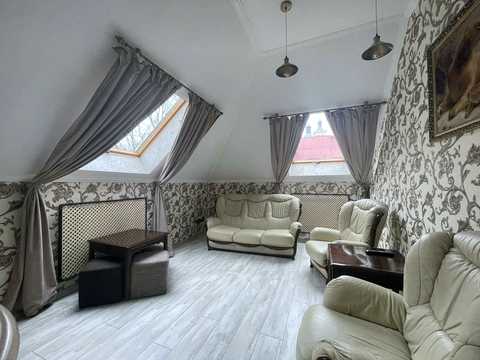 квартира за адресою Острозького, 64