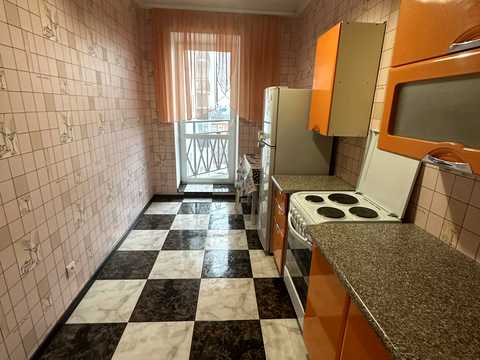 квартира за адресою Привокзальна вул., 8