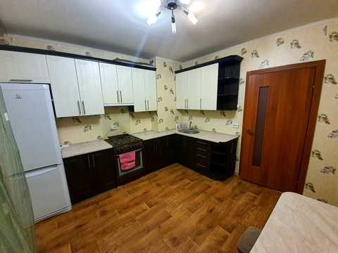 квартира за адресою Здолбунівська вул., 13