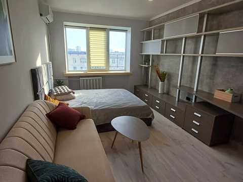 квартира за адресою Бакинська вул., 37-В