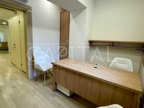 комерційна за адресою Печенізька вул., 1Б