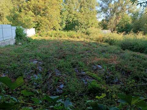 участок по адресу другий провулок незалежності