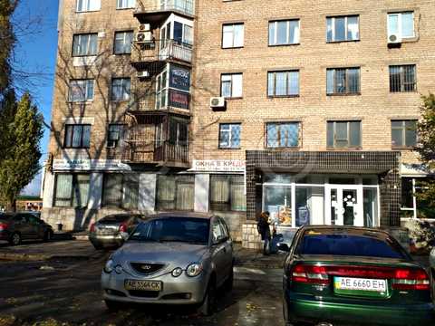 комерційна за адресою Кобилянського вул., 219