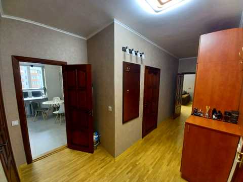 квартира за адресою Анни Ахматової вул., 35-Б