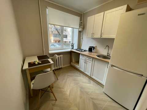квартира за адресою Деміївський пров., 8