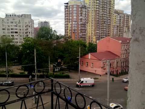квартира за адресою Артема , 84