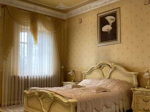 будинок за адресою Академіка Вернадського вул.