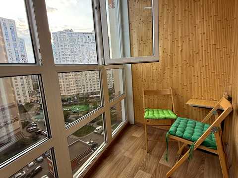 квартира за адресою Бориса Гмирі вул., 12-Б