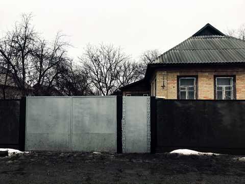 дом по адресу Героїв України