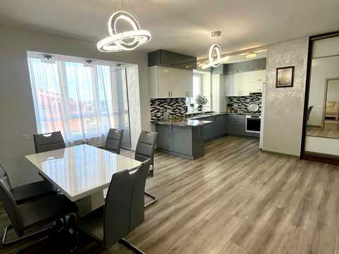 квартира за адресою Незалежності вул., 115а