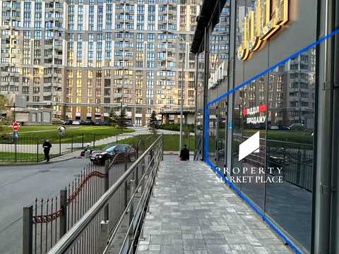 комерційна за адресою Андрія Верхогляда вул. (Михайла Драгомирова), 14-А