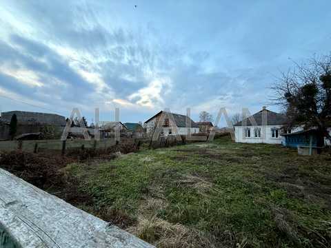 ділянка за адресою Морських Піхотинців вул. (Мічуріна)