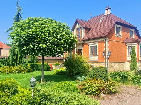 дом по адресу Степана Бандери, 2