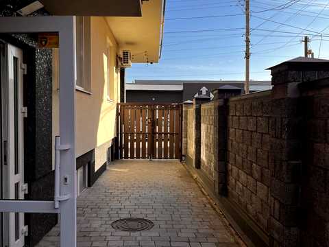 квартира за адресою Залізнична вул., 13