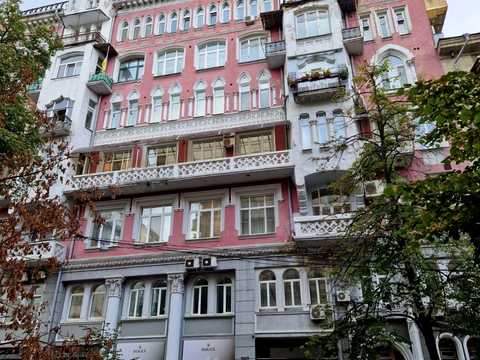 квартира за адресою Заньковецької вул., 6