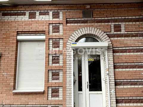 комерційна за адресою Степана Руданського вул., 4-6
