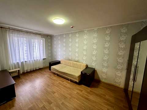 квартира за адресою Єлизавети Чавдар вул., 38