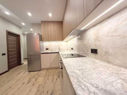 квартира за адресою Ревуцького вул., 40-Б
