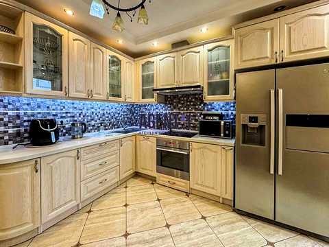 квартира за адресою Печерська вул., 2