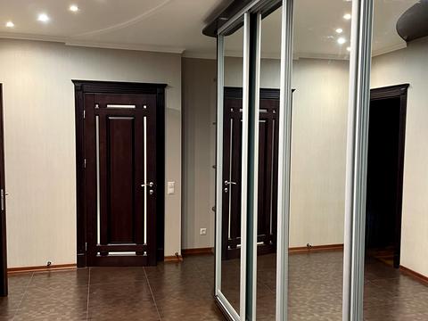 квартира по адресу Салютная ул., 1-Б