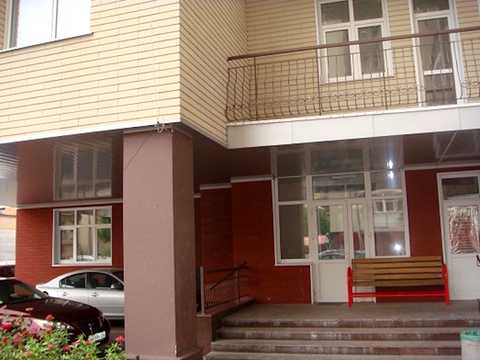 комерційна за адресою Антоновича вул. (Горького), 72