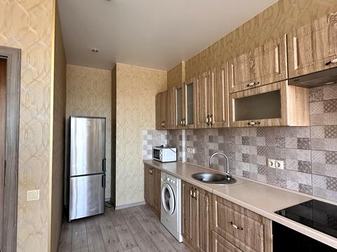квартира за адресою Літературна вул., 8