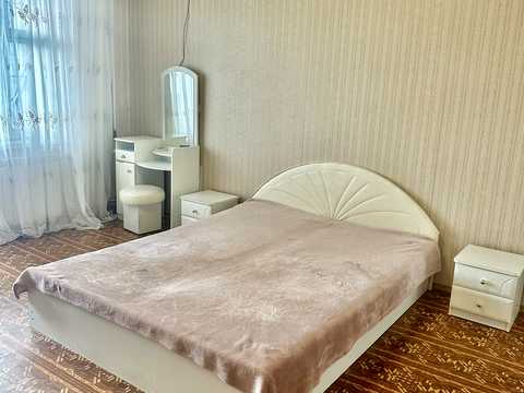 квартира по адресу Александра Мишуги ул., 1/4