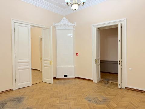 комерційна за адресою Італійська вул. (Пушкінська), 8